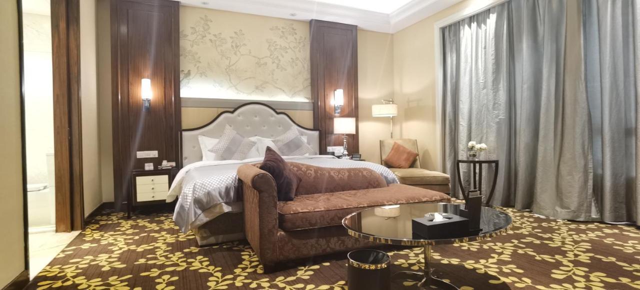 Ondine International Hotel Zhenjiang  Eksteriør billede