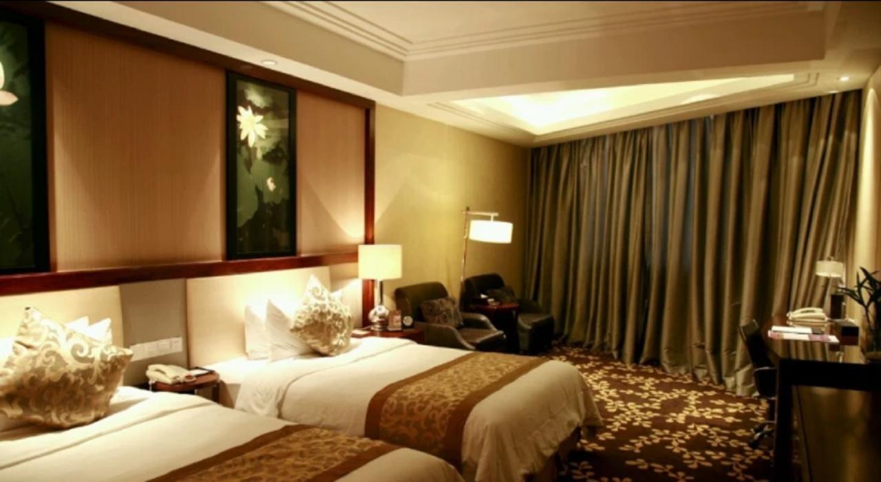Ondine International Hotel Zhenjiang  Eksteriør billede